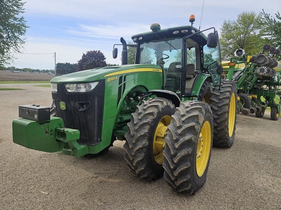 2013 John Deere 8310R Equipment Image0