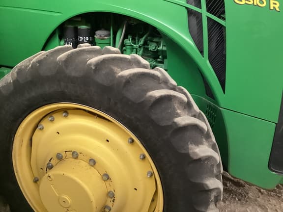 Image of John Deere 8310R equipment image 1