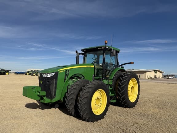 Image of John Deere 8310R equipment image 1