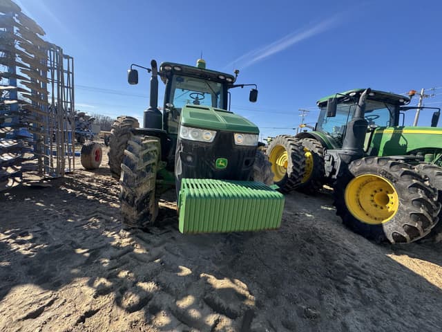 Image of John Deere 8310R equipment image 4