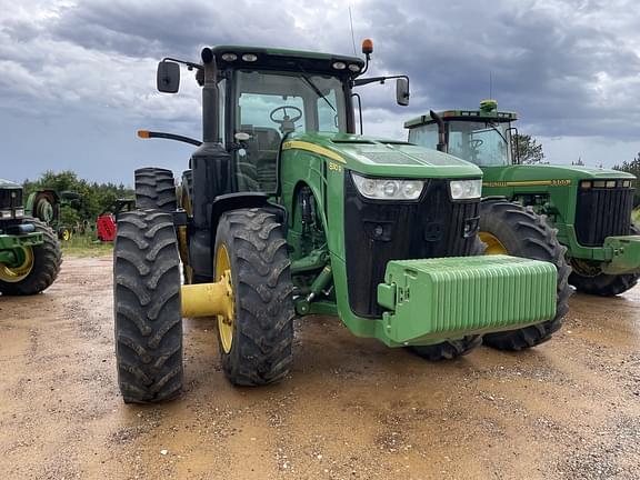 Image of John Deere 8310R equipment image 4