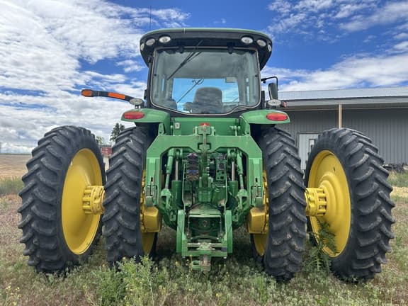 Image of John Deere 8310R equipment image 4