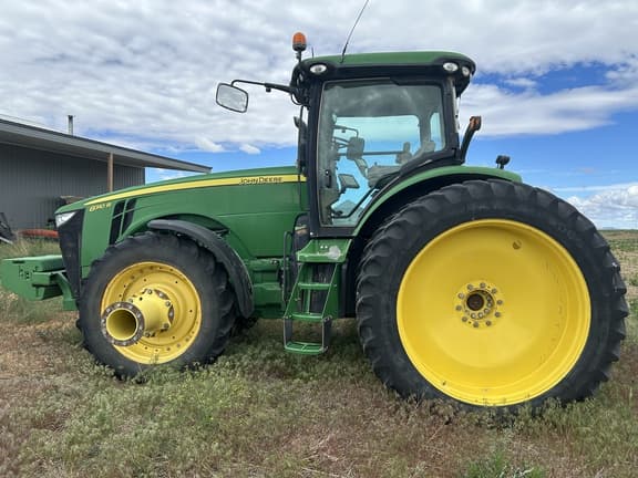Image of John Deere 8310R equipment image 3
