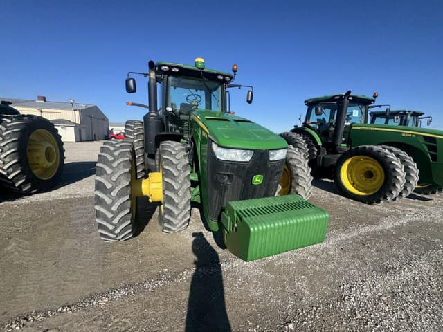 Image of John Deere 8310R equipment image 4