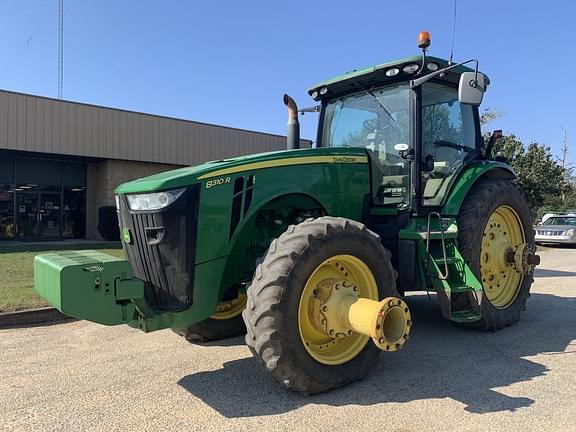 Image of John Deere 8310R equipment image 1