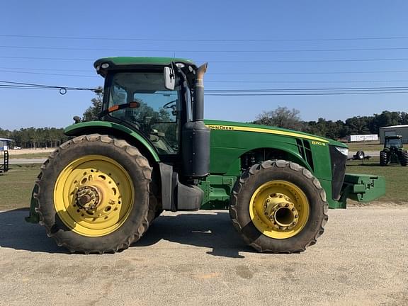 Image of John Deere 8310R equipment image 3