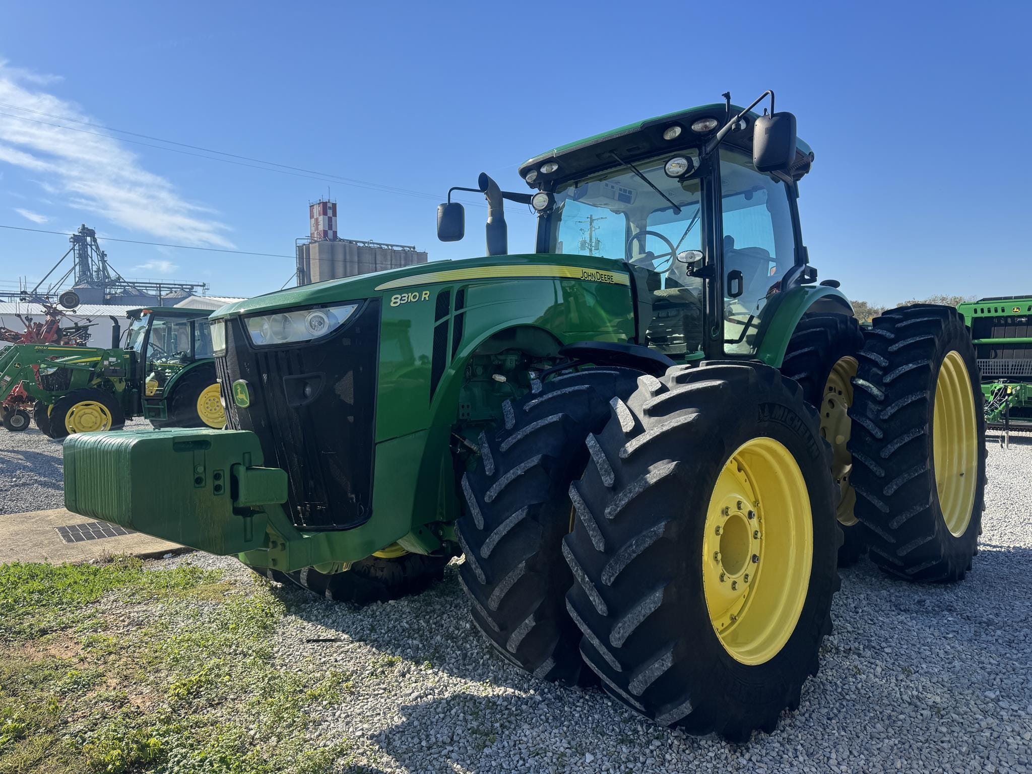 2013 John Deere 8310R Equipment Image0