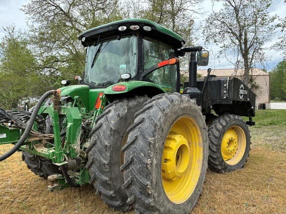 Image of John Deere 8310R equipment image 3