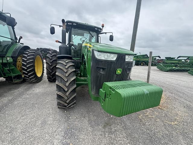 Image of John Deere 8310R equipment image 4