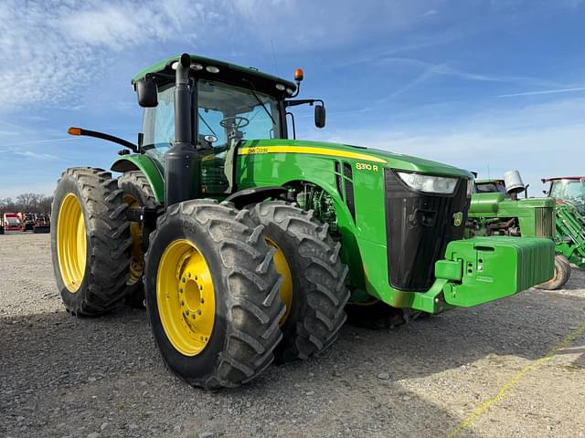 Image of John Deere 8310R equipment image 2