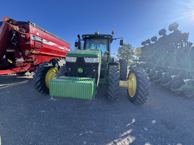 Image of John Deere 8310R equipment image 4
