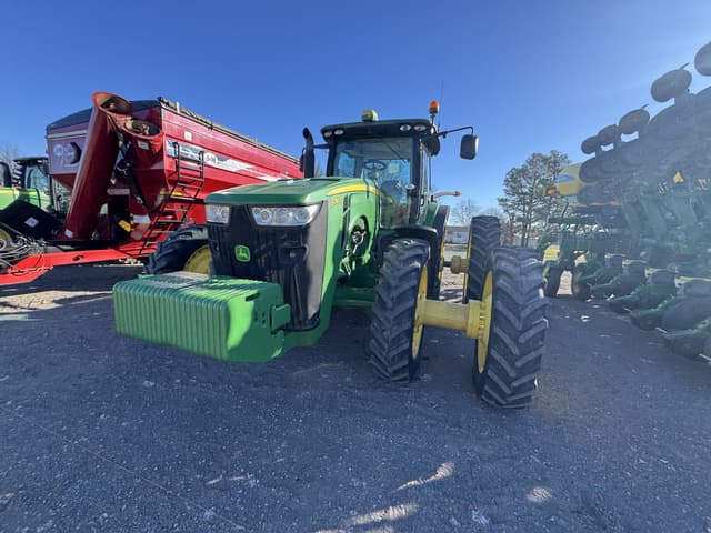 Image of John Deere 8310R equipment image 3