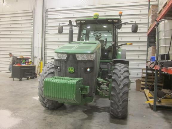 Image of John Deere 8310R equipment image 2