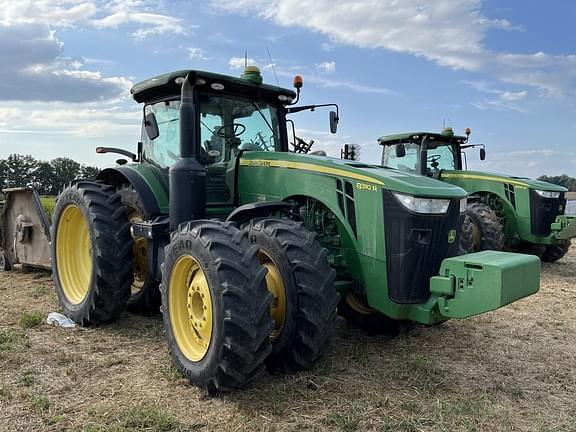 Image of John Deere 8310R equipment image 4