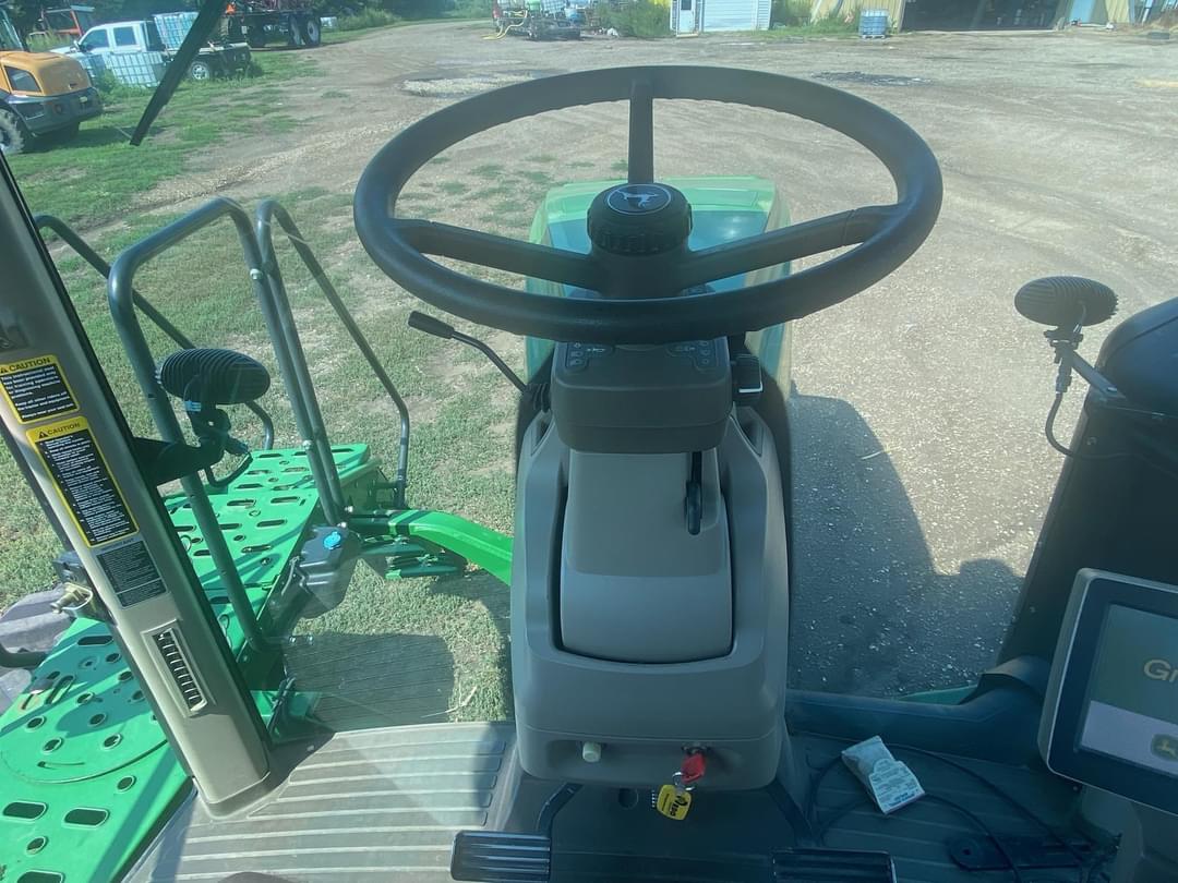 Image of John Deere 8310RT Image 1