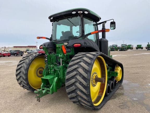 Image of John Deere 8310RT equipment image 4