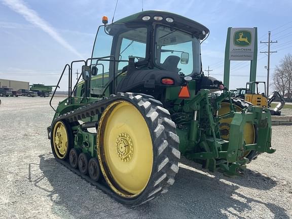 Image of John Deere 8310RT equipment image 4