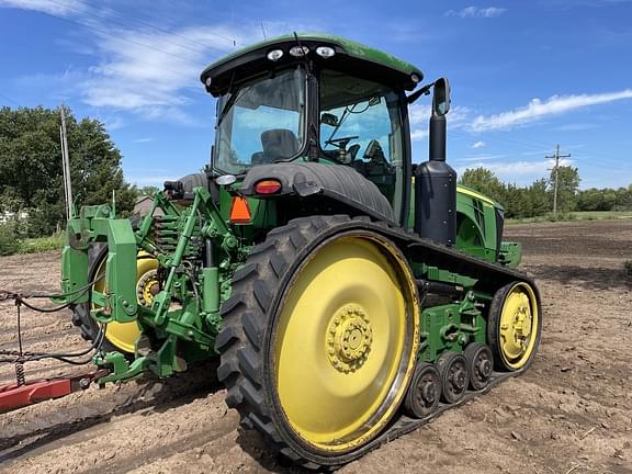 Image of John Deere 8310RT equipment image 2