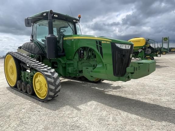 Image of John Deere 8310RT equipment image 2