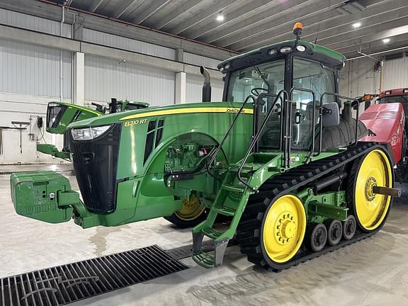 Image of John Deere 8310RT equipment image 2