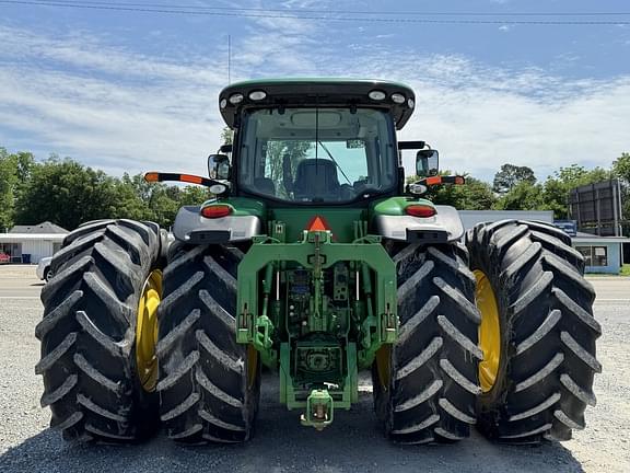 Image of John Deere 8335R equipment image 3