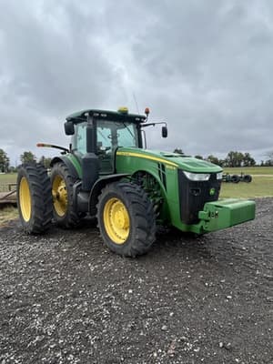 2013 John Deere 8335R Image