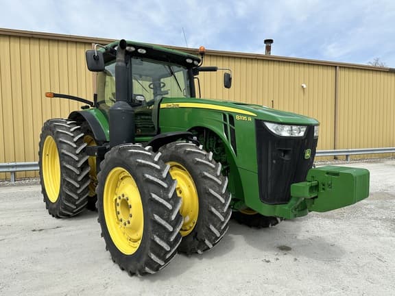 Image of John Deere 8335R Primary image