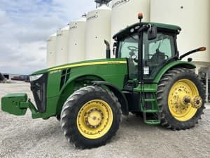 2013 John Deere 8335R Image