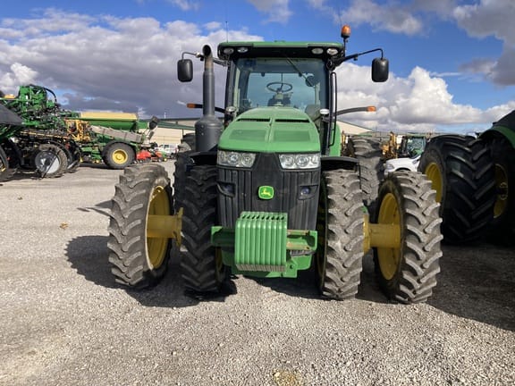 2013 John Deere 8335R Equipment Image0