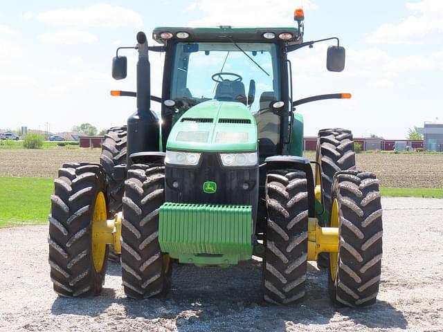 Image of John Deere 8335R equipment image 3