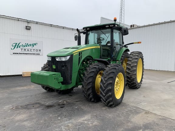 2013 John Deere 8335R Equipment Image0