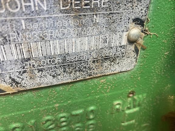 Image of John Deere 8335R equipment image 1