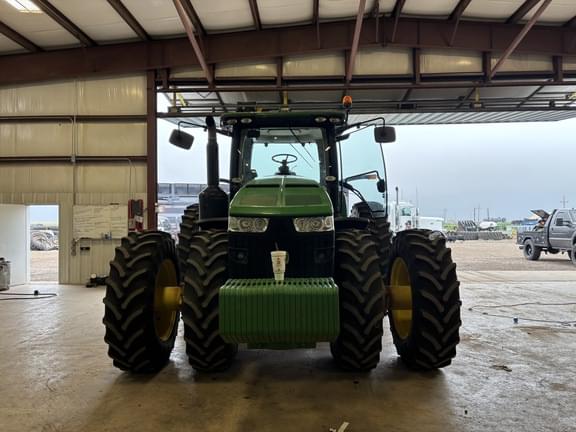 Image of John Deere 8335R equipment image 4
