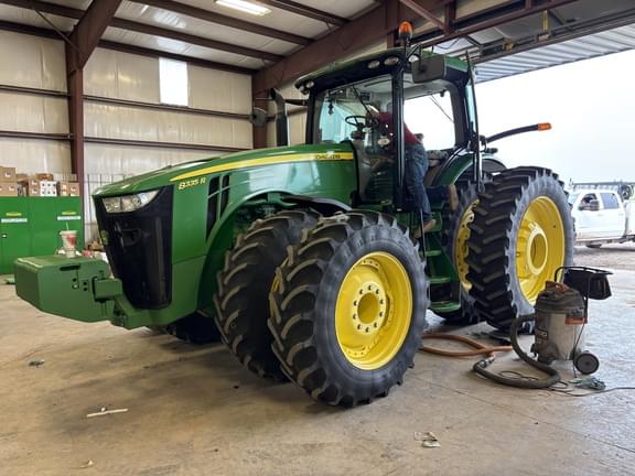 Image of John Deere 8335R Primary image
