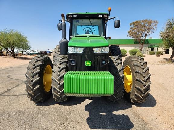 Image of John Deere 8335R equipment image 2