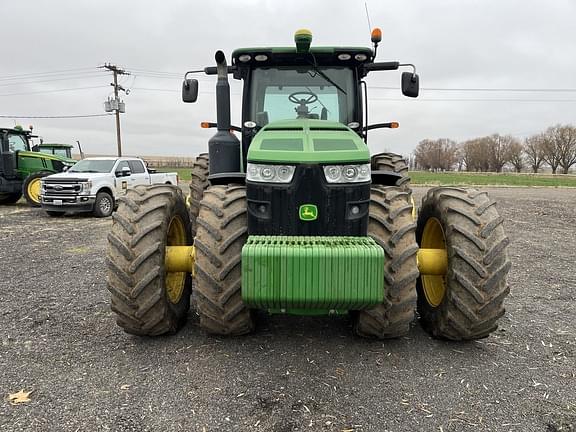 Image of John Deere 8335R equipment image 4