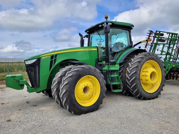 Image of John Deere 8335R Primary image