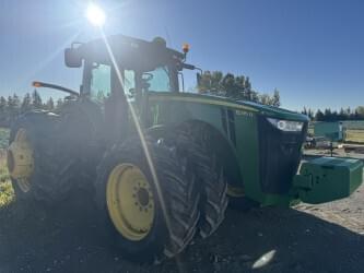 Image of John Deere 8335R equipment image 2