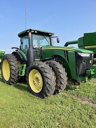 Image of John Deere 8335R equipment image 4