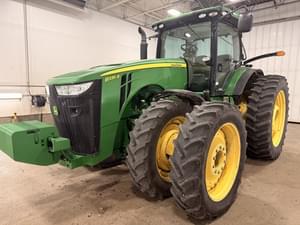 2013 John Deere 8335R Image