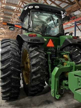 Image of John Deere 8335R equipment image 4