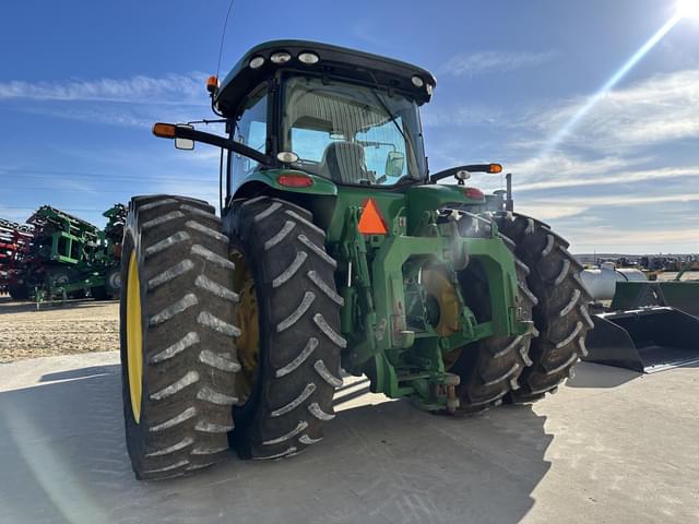 Image of John Deere 8335R equipment image 3