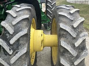 Main image John Deere 8335R 12