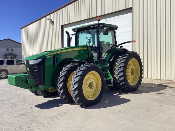 Main image John Deere 8335R