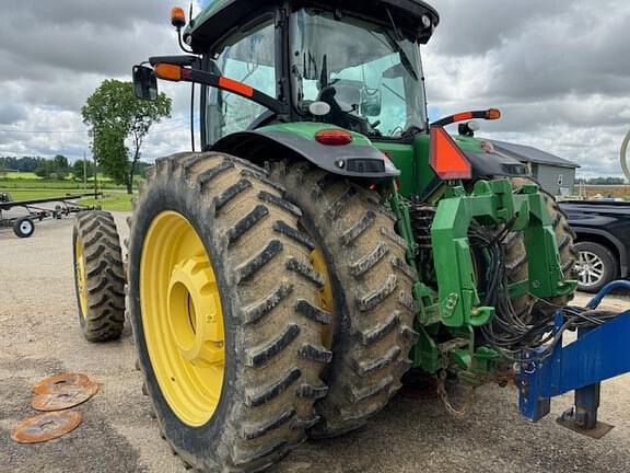 Image of John Deere 8335R equipment image 3