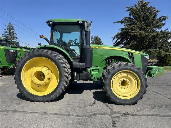 Image of John Deere 8335R equipment image 3