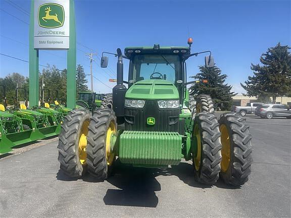 Image of John Deere 8335R equipment image 1