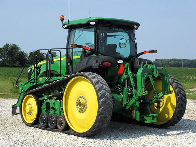 Image of John Deere 8335RT equipment image 4