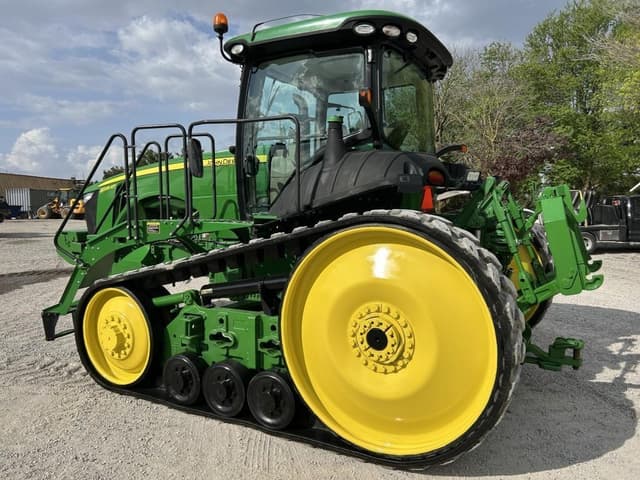 Image of John Deere 8335RT equipment image 4