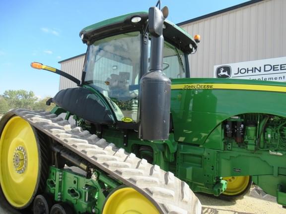 Image of John Deere 8335RT equipment image 4